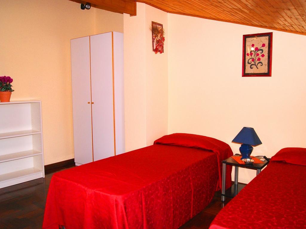 Villa Imperia Room photo